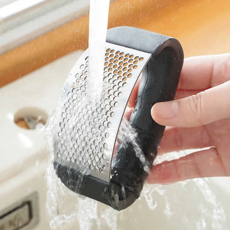 Casa Edge Stainless Steel Manual Garlic Press & Mincer | Kitchen Gadget Tool